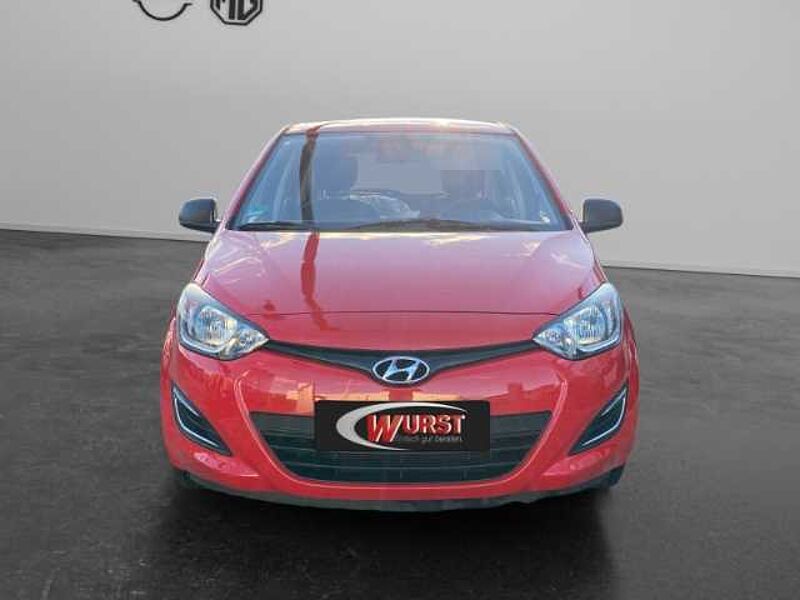 Hyundai i20 5 Star Edition 1.2 5MT Klima 8fach Bereift