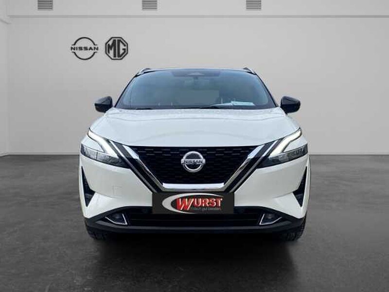 Nissan Qashqai Tekna 1.3 DIG-T MHEV PNG AHK Winterpaket Scheckheftgepflegt